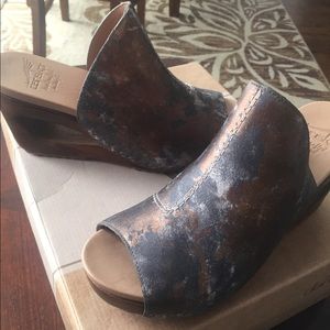 Special edition Dansko